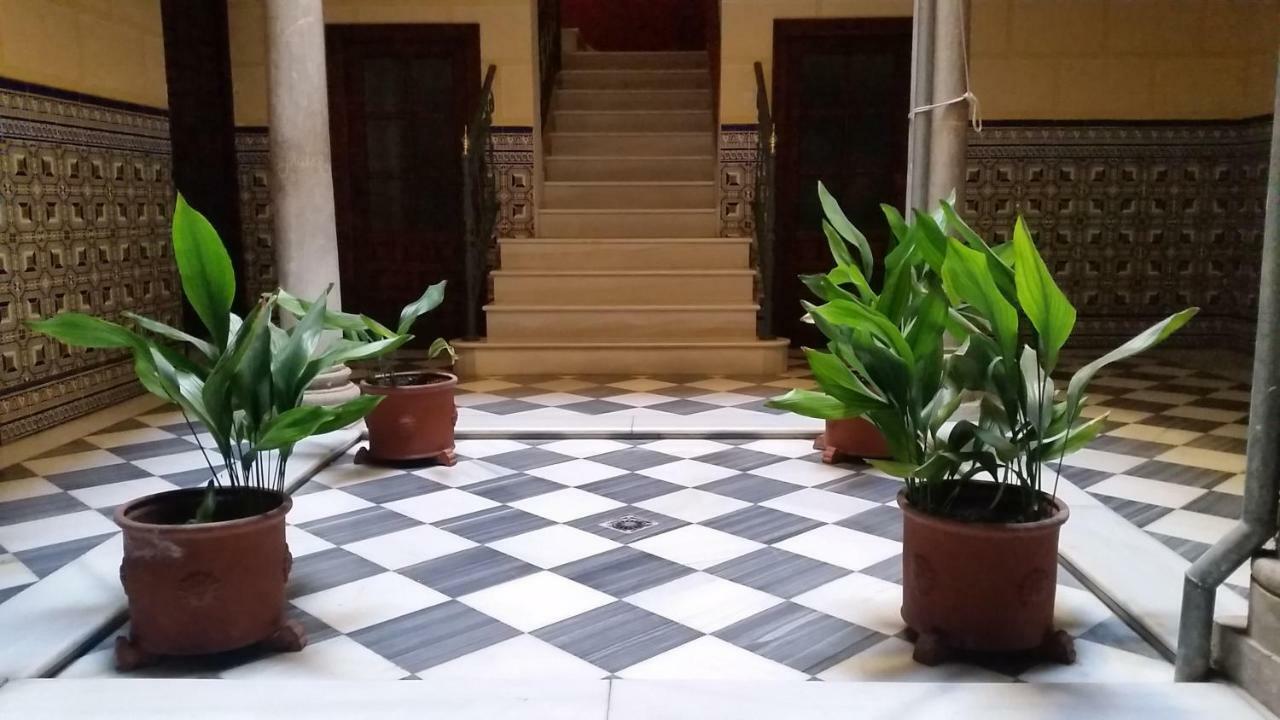 Patio San Jeronimo Casa De Arte Pangsapuri Granada